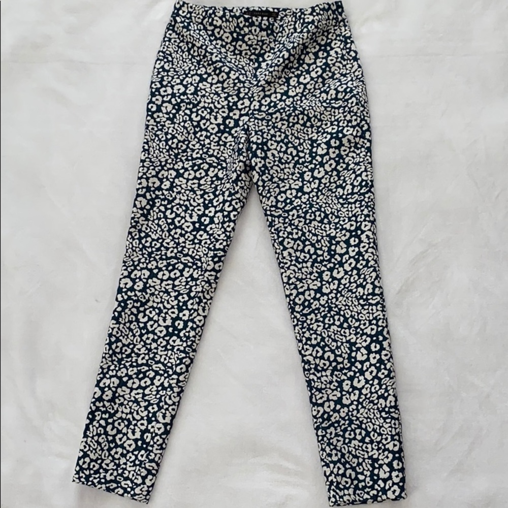 Zara Floral Print Side Zip Pants USA Sz Medium (2)